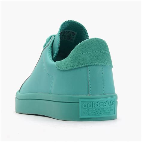 adidas Originals Court Vantage adicolor Sneakers In Green 